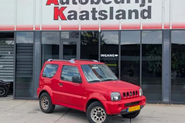 Suzuki Jimny (2000) thumbnail 1