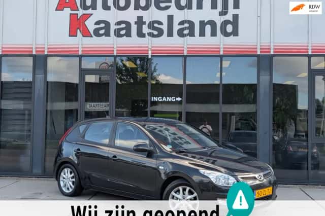 Hyundai i30 (2008) thumbnail 2