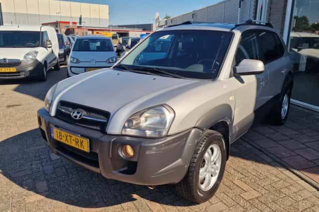 Hyundai Tucson (2007) thumbnail 5
