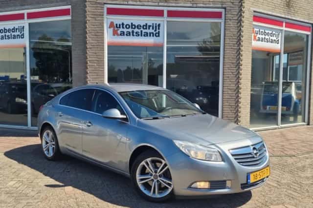 Opel Insignia (2011) thumbnail 1