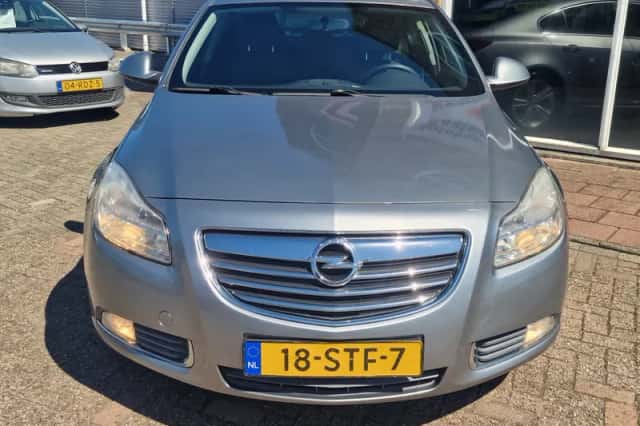 Opel Insignia (2011) thumbnail 6