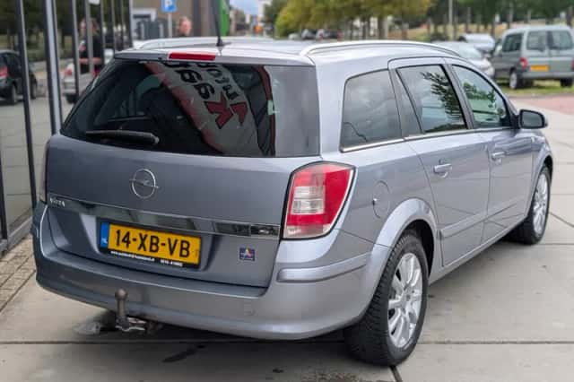 Opel Astra (2007) thumbnail 6