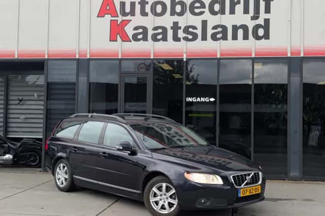 Volvo V70 (2007) thumbnail 2