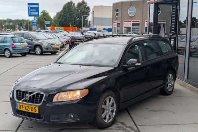 Volvo V70 (2007) thumbnail 4