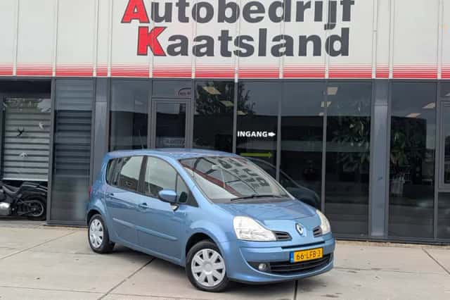 Renault Grand Modus (2010) thumbnail 2