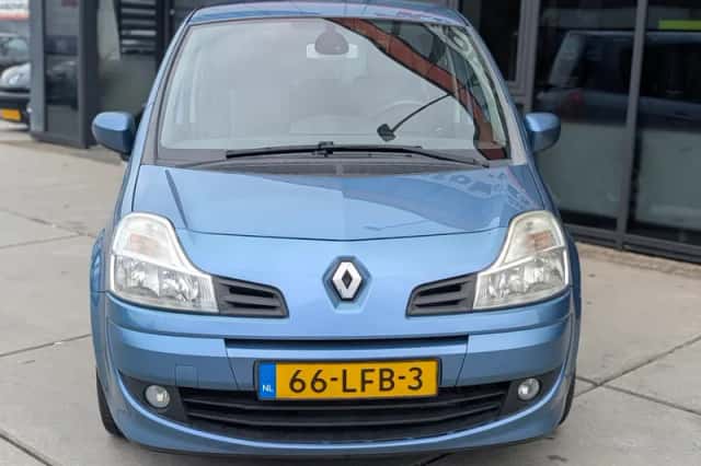 Renault Grand Modus (2010) thumbnail 3