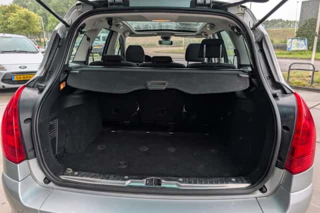 Peugeot 308 (2009) thumbnail 5