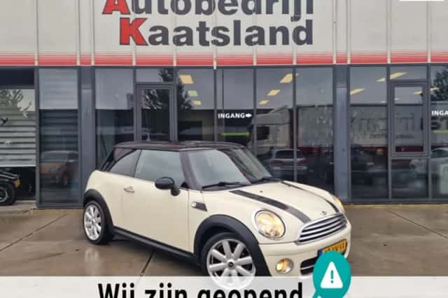 MINI Cooper (2007) thumbnail 1