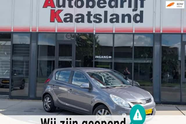 Hyundai i20 (2012) thumbnail 1