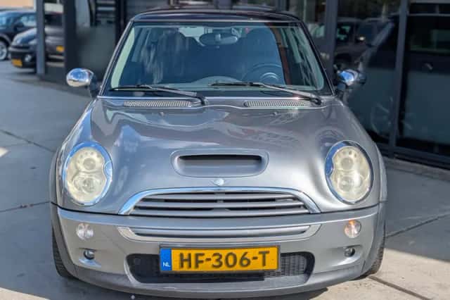 MINI Cooper S (2006) thumbnail 4