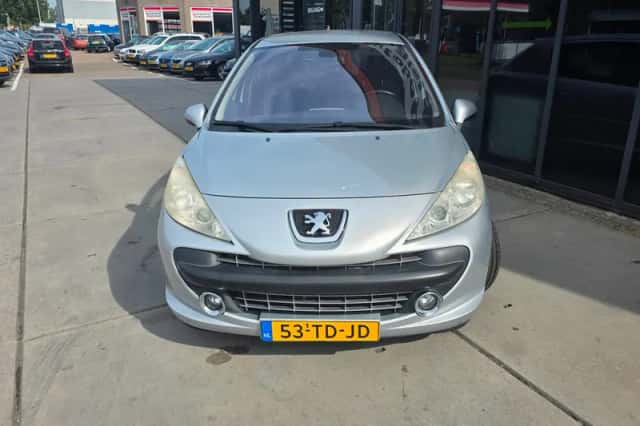Peugeot 207 (2006) thumbnail 3