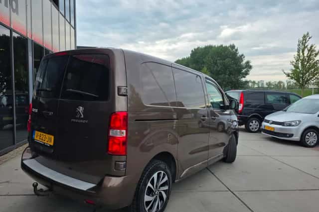 Peugeot Expert (2017) thumbnail 3