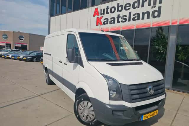 Volkswagen Crafter (2015) thumbnail 1
