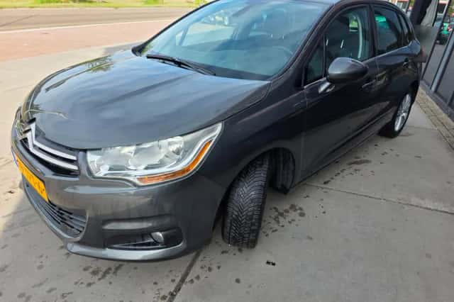 Citroën C4 (2012) thumbnail 3