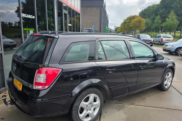 Opel Astra (2007) thumbnail 4