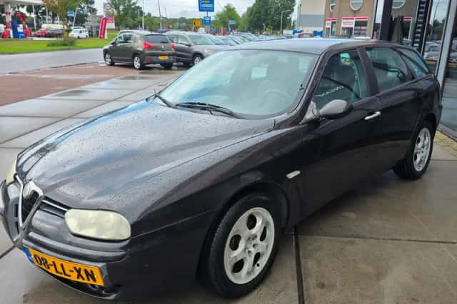 Alfa Romeo 156 Sportwagon (2003) thumbnail 3