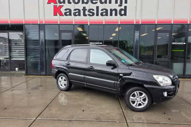 Kia Sportage (2007) thumbnail 2