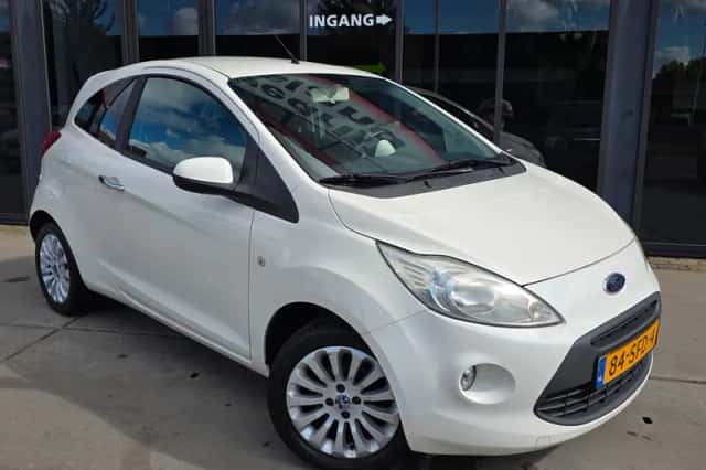 Ford Ka (2011) thumbnail 2