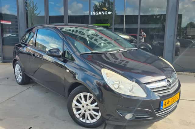Opel Corsa (2008) thumbnail 2