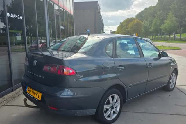 SEAT Cordoba (2006) thumbnail 4