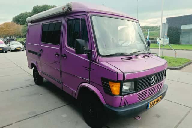 Mercedes-Benz 208D-X (1991) thumbnail 4
