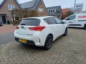 Toyota Auris (2013) thumbnail 20