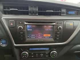 Toyota Auris (2013) thumbnail 26