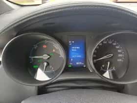 Toyota C-HR (2018) thumbnail 37