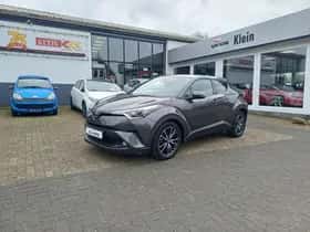 Toyota C-HR (2018) thumbnail 45