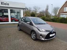 Toyota Yaris (2015) thumbnail 22