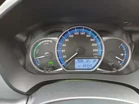 Toyota Yaris (2015) thumbnail 36