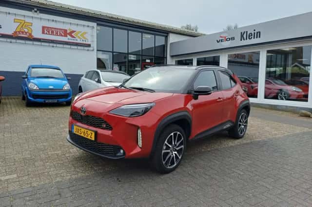 Toyota Yaris Cross (2024) thumbnail 2