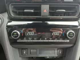 Toyota Yaris Cross (2024) thumbnail 45