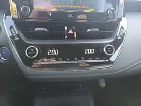 Toyota Corolla thumbnail 16