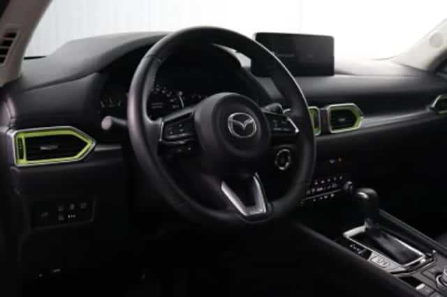 Mazda CX-5 (2022) thumbnail 3