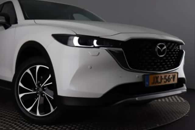 Mazda CX-5 (2022) thumbnail 5