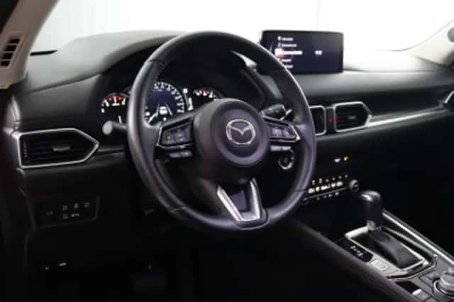 Mazda CX-5 (2021) thumbnail 3