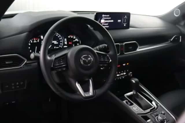 Mazda CX-5 (2024) thumbnail 3