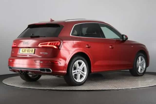 Audi Q5 (2020) thumbnail 2
