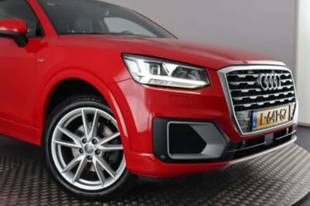 Audi Q2 (2017) thumbnail 5