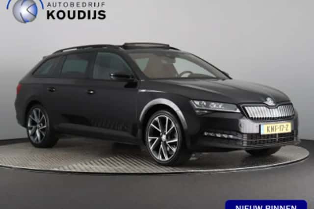 Škoda Superb (2023) thumbnail 1