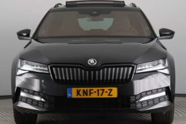 Škoda Superb (2023) thumbnail 4