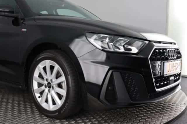 Audi A1 (2024) thumbnail 5