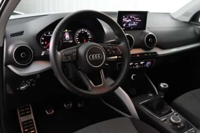 Audi Q2 (2018) thumbnail 3