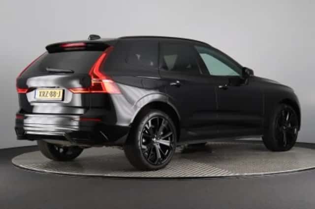 Volvo XC60 (2024) thumbnail 2