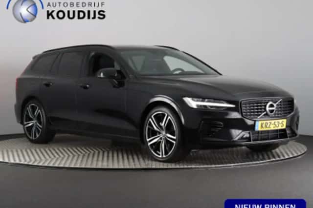 Volvo V60 (2022) thumbnail 1