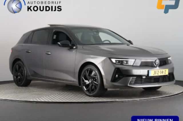 Opel Astra (2023) thumbnail 1