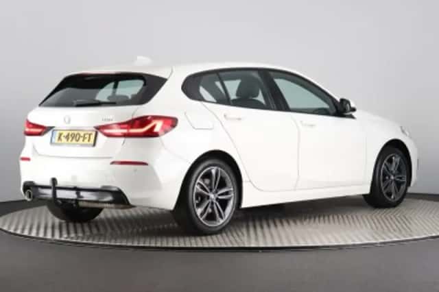 BMW 1-Serie (2020) thumbnail 2
