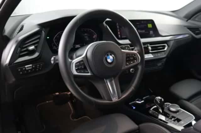 BMW 1-Serie (2020) thumbnail 3