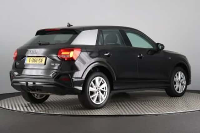 Audi Q2 (2022) thumbnail 2